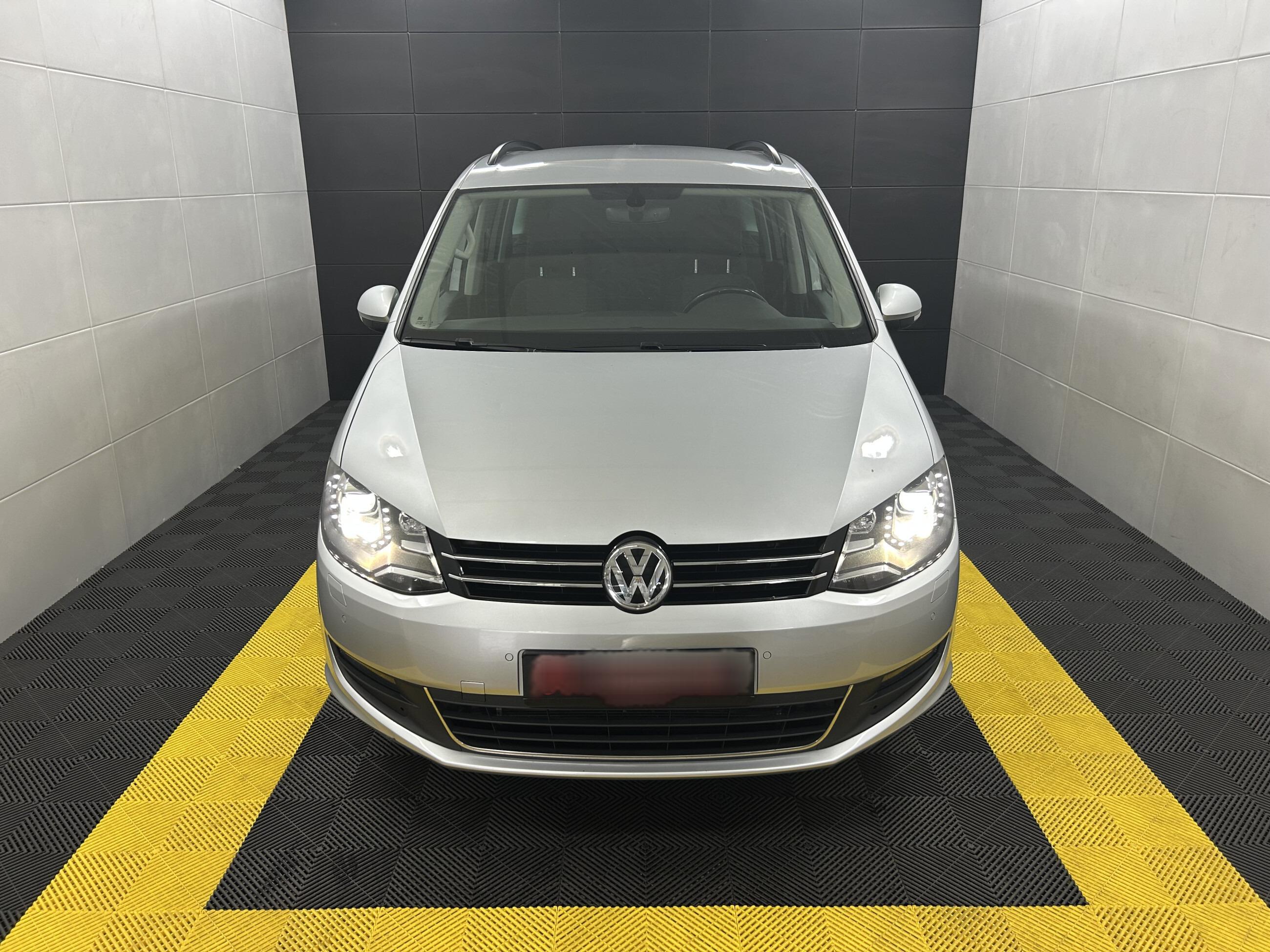 Volkswagen Sharan Comfortline+7-Sitzer+Xenon+Temp+PDC+SHZ