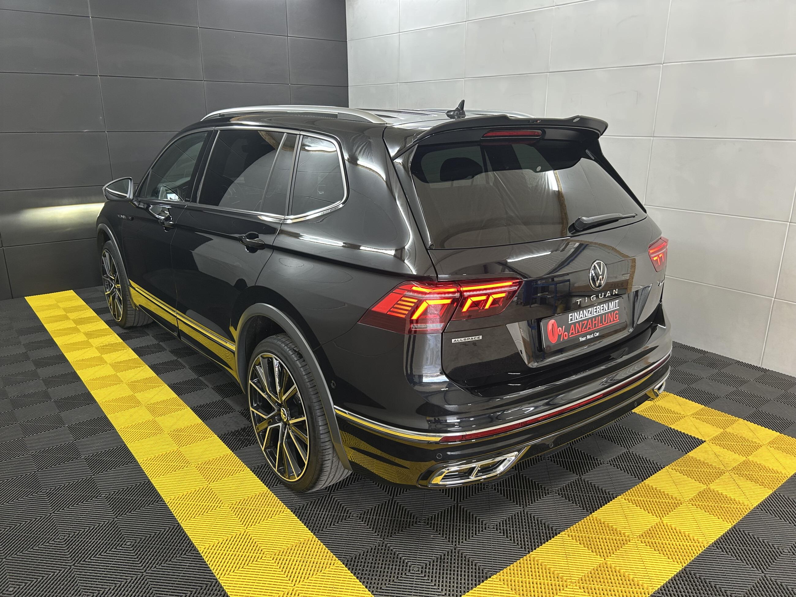 Volkswagen Tiguan Allspace R-Line 4Motion 7-Sitzer+Matrix