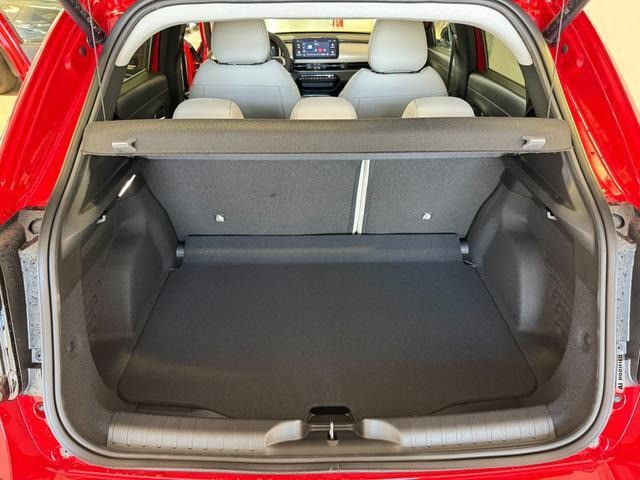 Fiat 600 La Prima Hybrid 1.2 T3 107 kW (145 PS) DCT Klimaautomatik, Massagesitz, Sitz