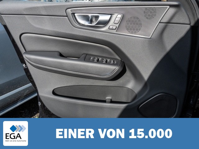 Volvo XC60 Plus Dark AWD Digitales Cockpit Memory Sitze Soundsystem LED Sperrdiff. El.