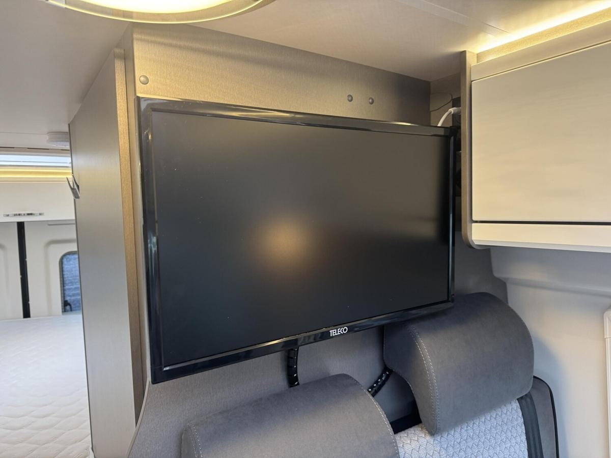 Hobby Vantana De Luxe K65 ET  AHK+Markise+Sat TV+Navi+Safety
