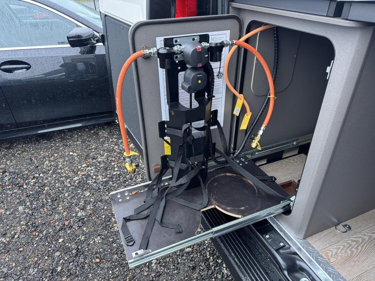 Hobby Vantana De Luxe K65 ET  AHK+Markise+Sat TV+Navi+Safety
