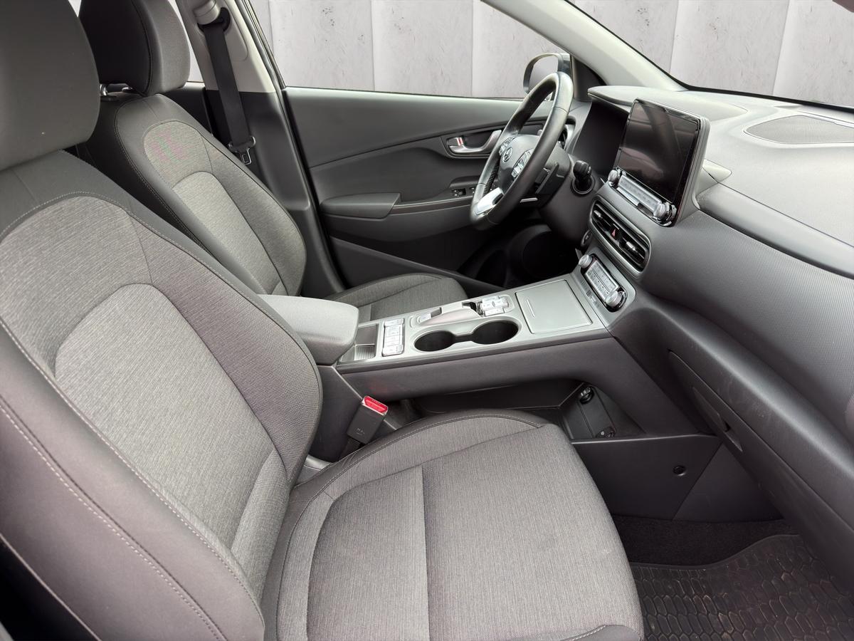 Hyundai KONA Elektro Advantage 48,4 kWh Navi*LED*OBC