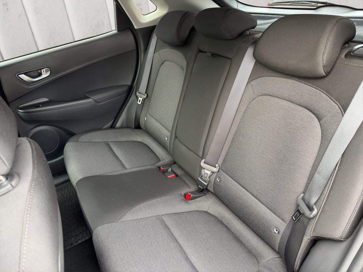 Hyundai KONA Elektro Advantage 39,2 kWh Navi*PDC*Smart-Key
