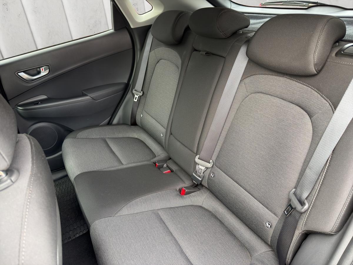 Hyundai KONA Elektro Advantage 48,4 kWh Navi*LED*OBC
