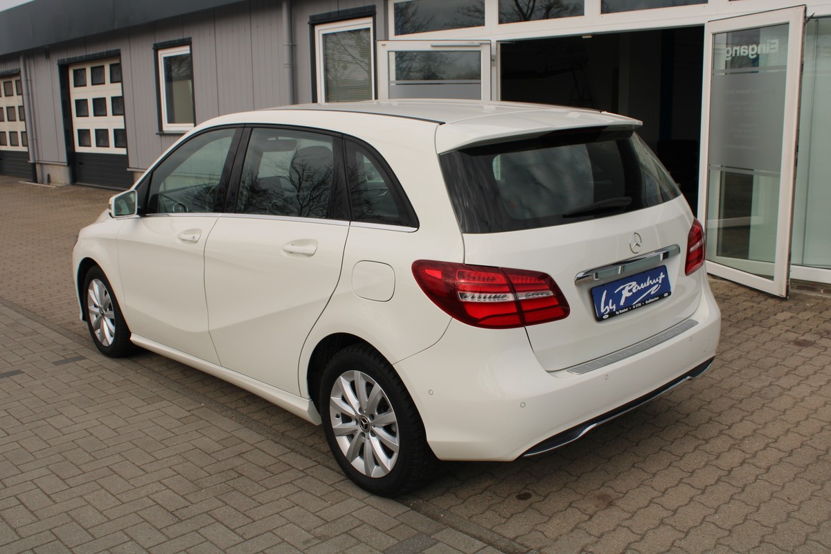 Mercedes-Benz B 180 Style (EURO 6d-TEMP)