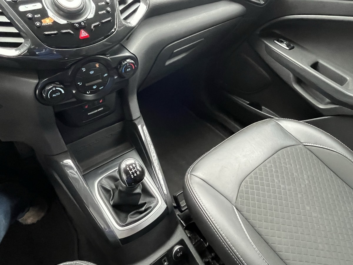 Ford EcoSport 1.0 EcoBoost*TITANIUM*PDC*KAMERA*PRIV*17