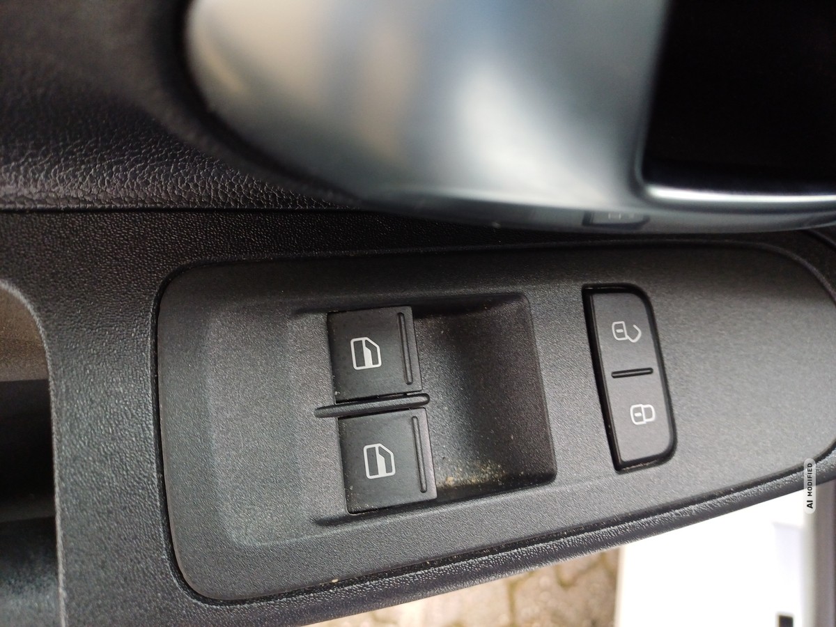Volkswagen up! 1.0 club up! KLIMA*FB-ZV*EFH*ALLWETTER*ALU*NUR 63 TKM*