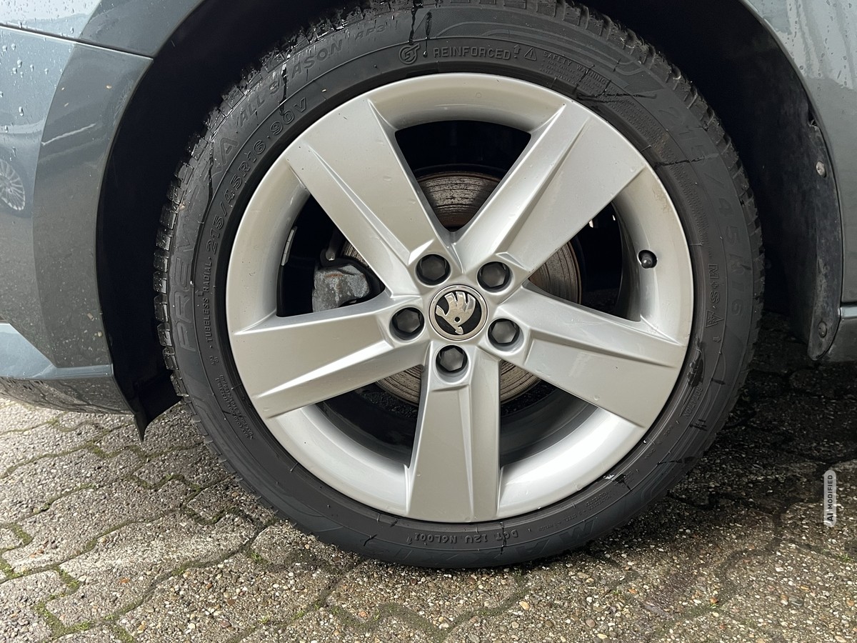 Skoda Fabia Combi 1.0 MPI Cool Plus SHZ*BTH*PDC*ALU*