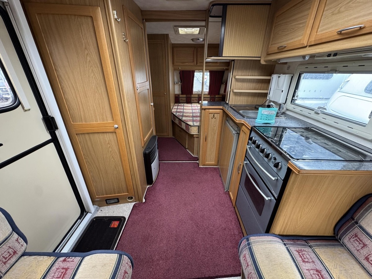 Sprite Elddis Tornado GTX Backofen+Pano+E-Heizung+Dusche