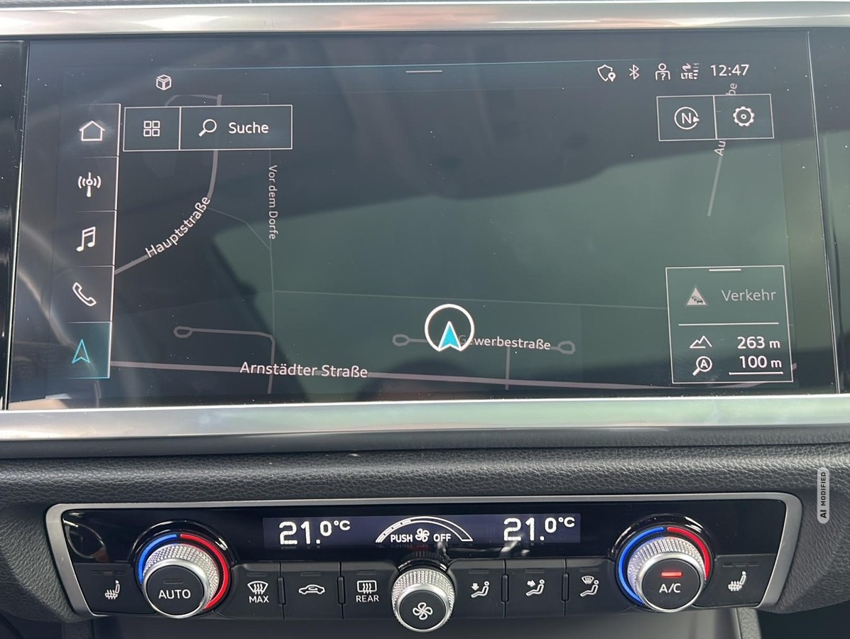 Audi Q3 2.0 TDI quattro* LED* SHZ* NAVI* TEMP