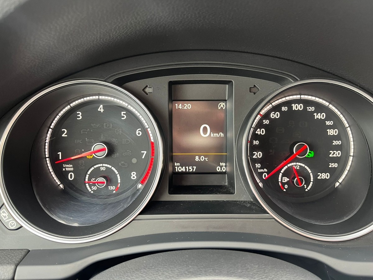 Volkswagen Scirocco 2.0 TSI BMT *Automatik*Rückfahrkamera*Sitzheizung