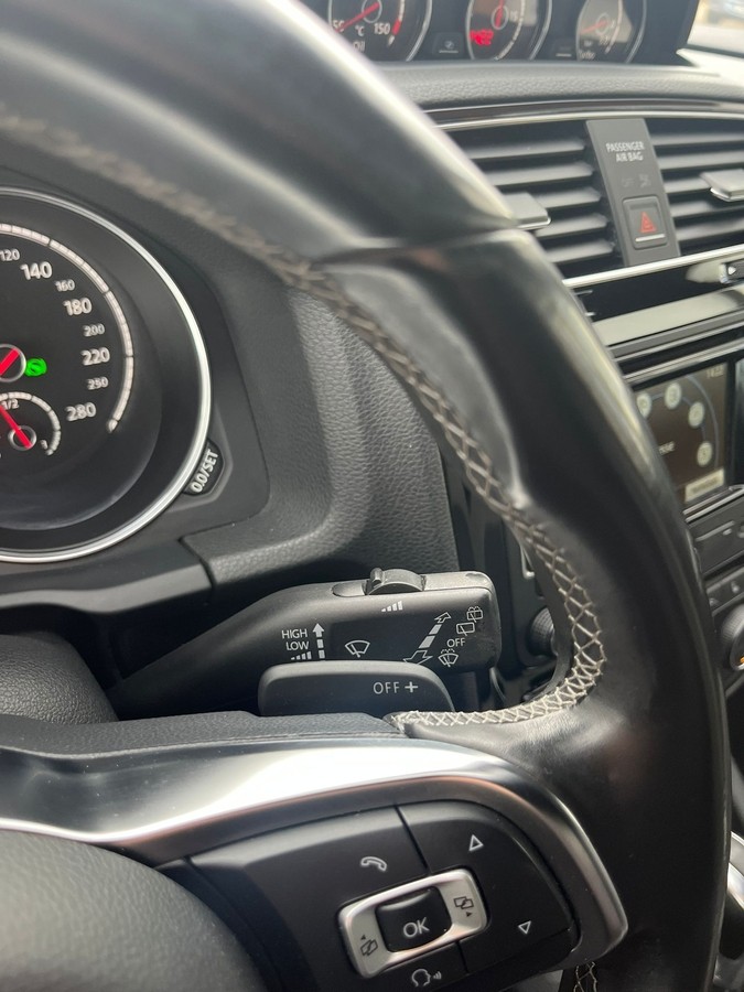 Volkswagen Scirocco 2.0 TSI BMT *Automatik*Rückfahrkamera*Sitzheizung