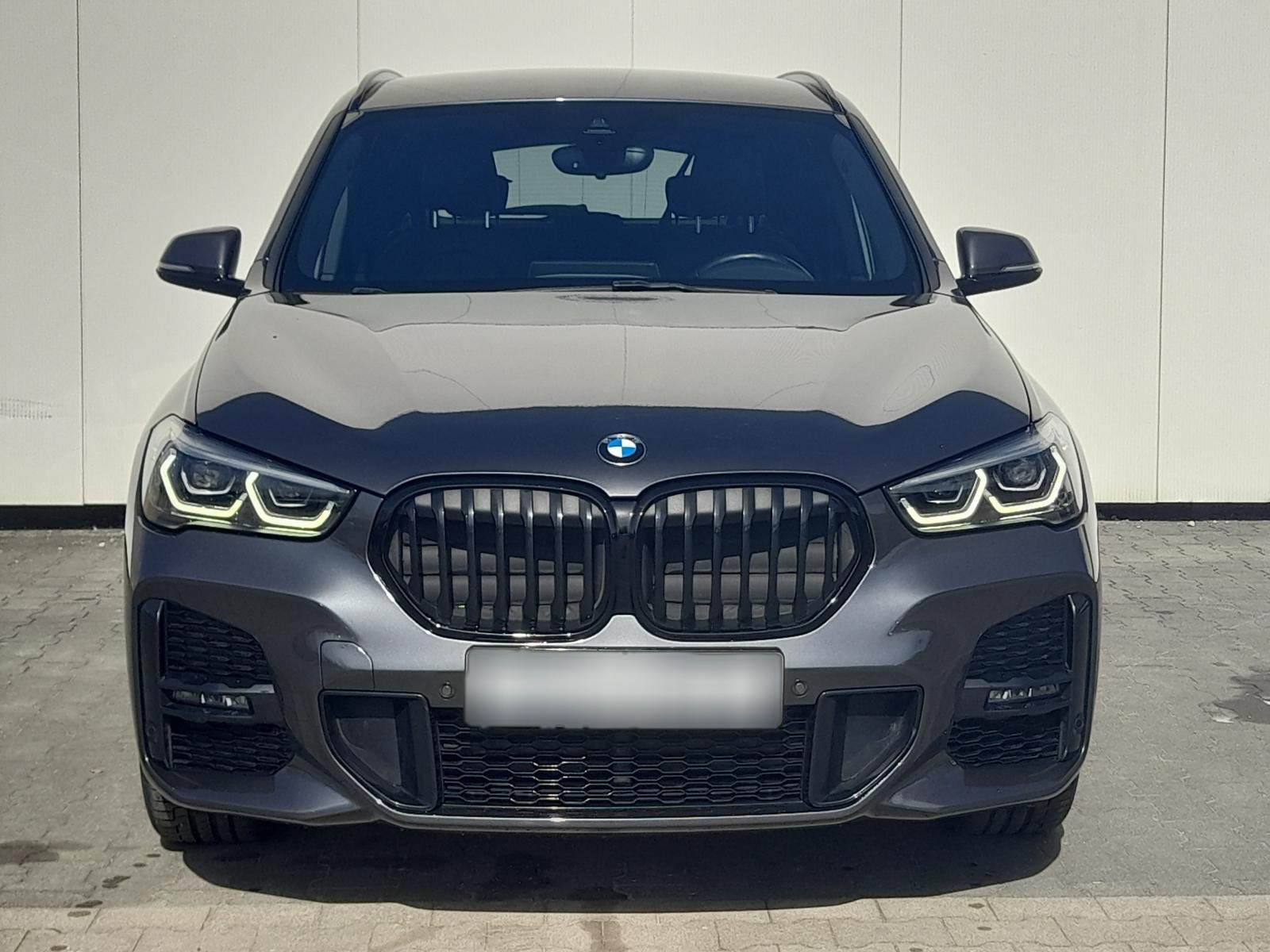 BMW X1 sdrive 20 i M Sport NAVI~SHZ~2xPDC~LED~RFK