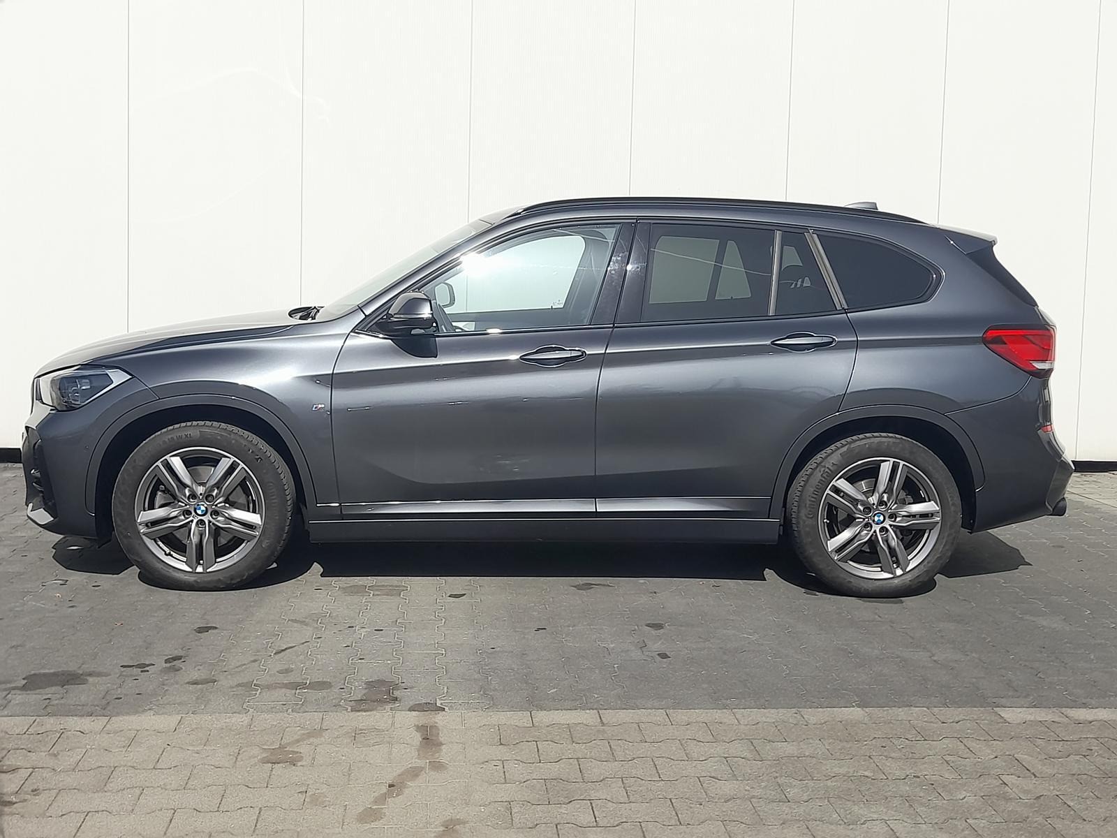 BMW X1 sdrive 20 i M Sport NAVI~SHZ~2xPDC~LED~RFK