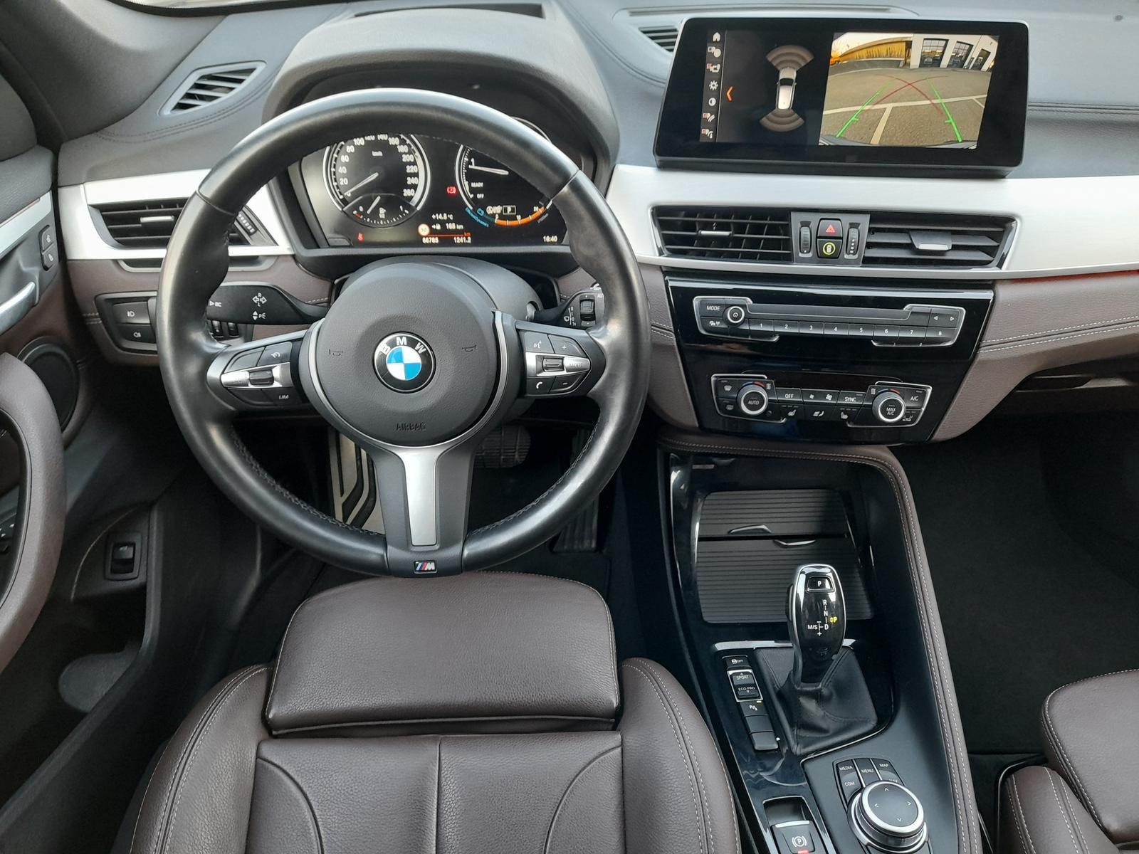 BMW X1 sdrive 20 i M Sport NAVI~SHZ~2xPDC~LED~RFK