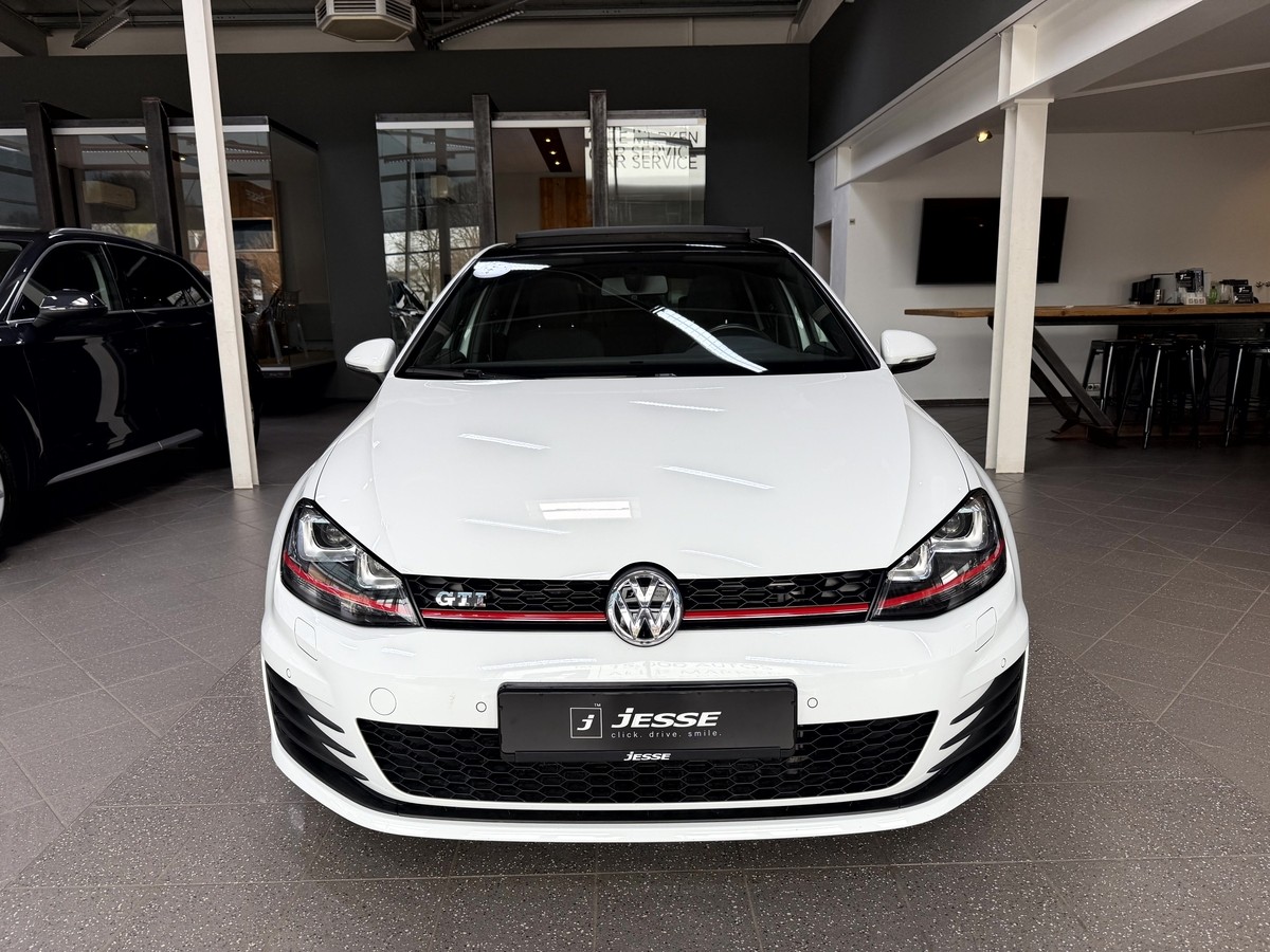 Volkswagen Golf VII GTI BMT DSG Pano Dynaudio PDC 