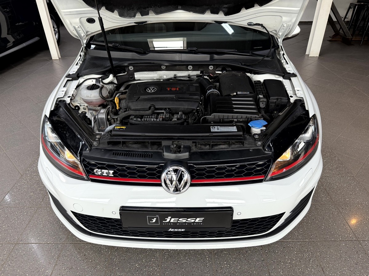 Volkswagen Golf VII GTI BMT DSG Pano Dynaudio PDC 