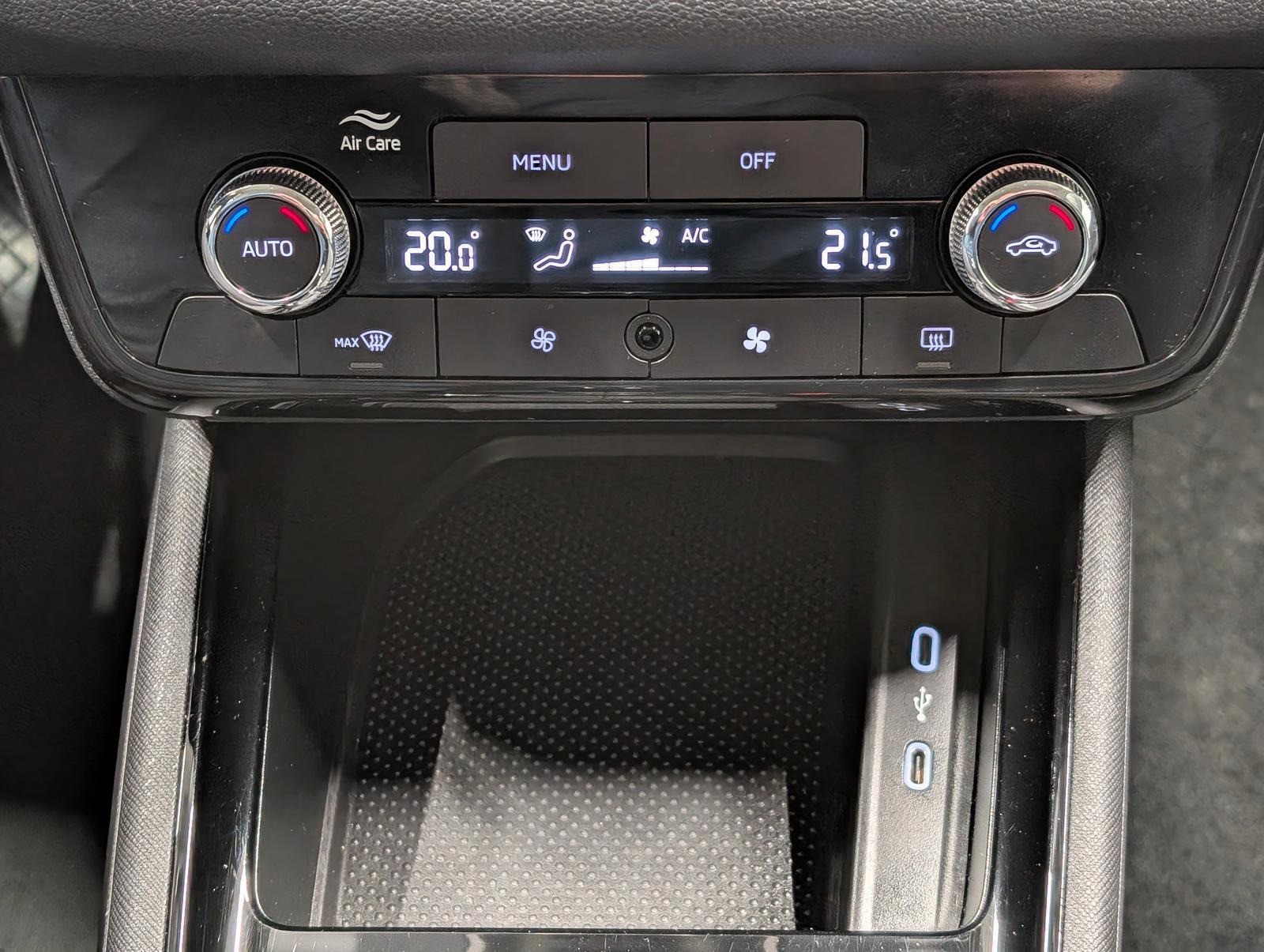 Skoda Kamiq LED/Virco/Kam/Keyl/CarPlay/Tempom/DAB/16LM