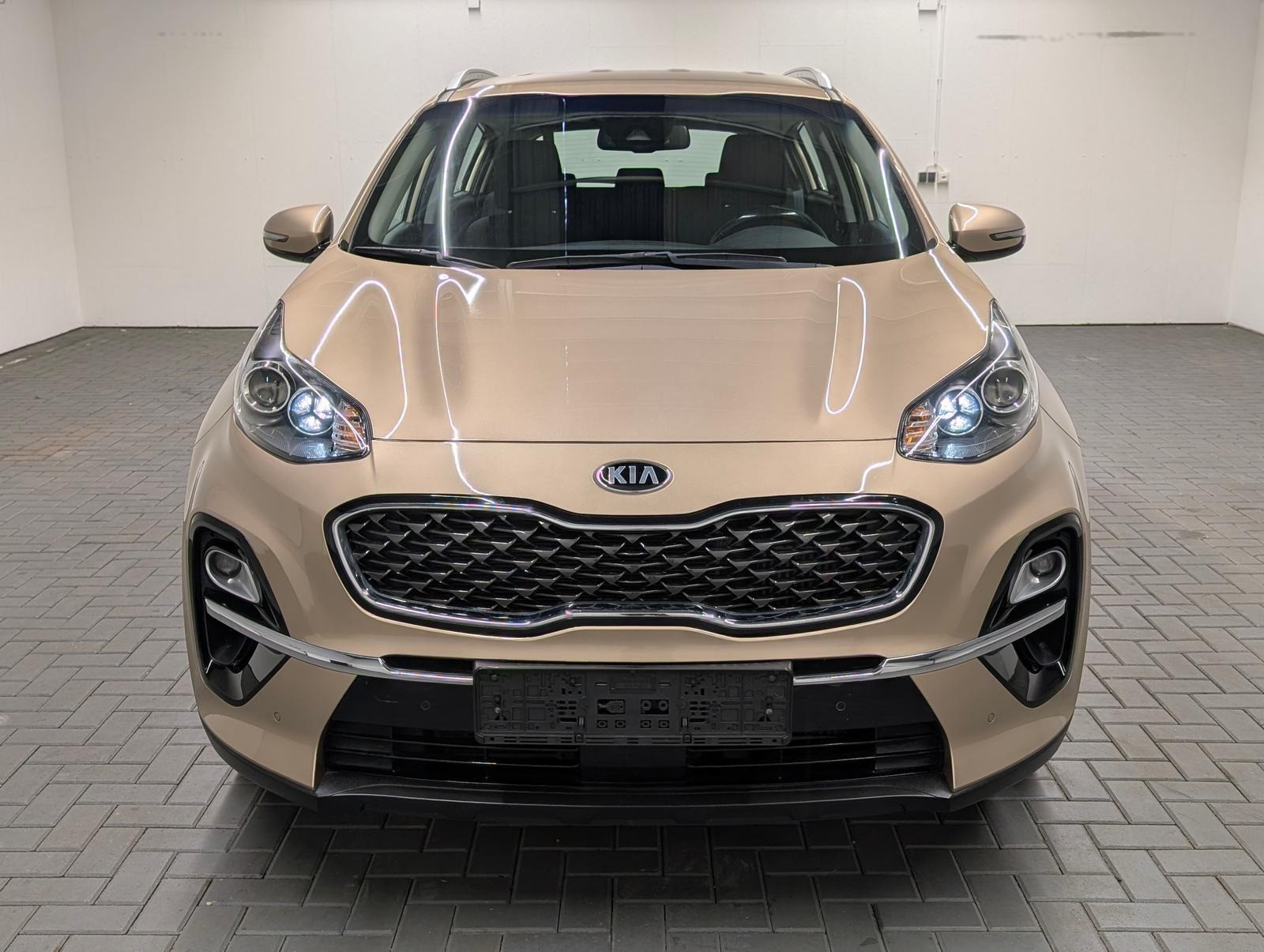 Kia Sportage 4WD Navi/4xSHZ/LHZ/Kam/AHK/Tempom./17LM