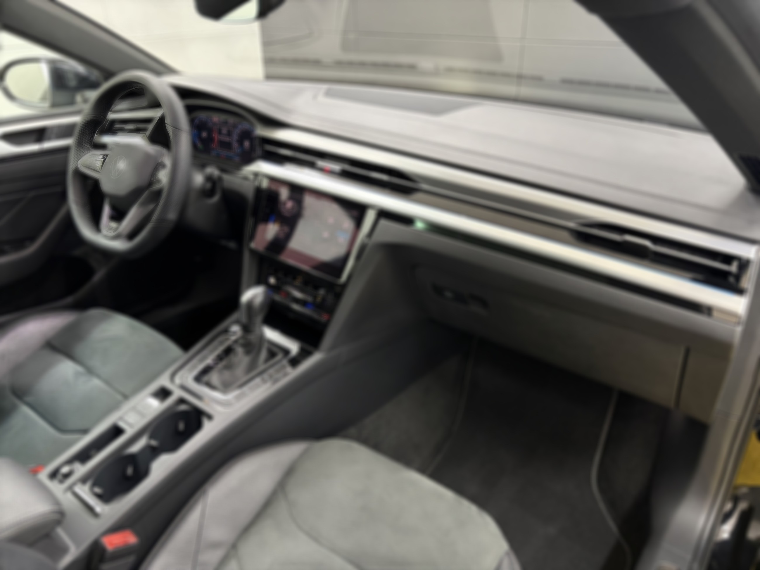 Volkswagen Arteon R-Line 4Motion+ACC+360*+Pano+Ambiente+H&K