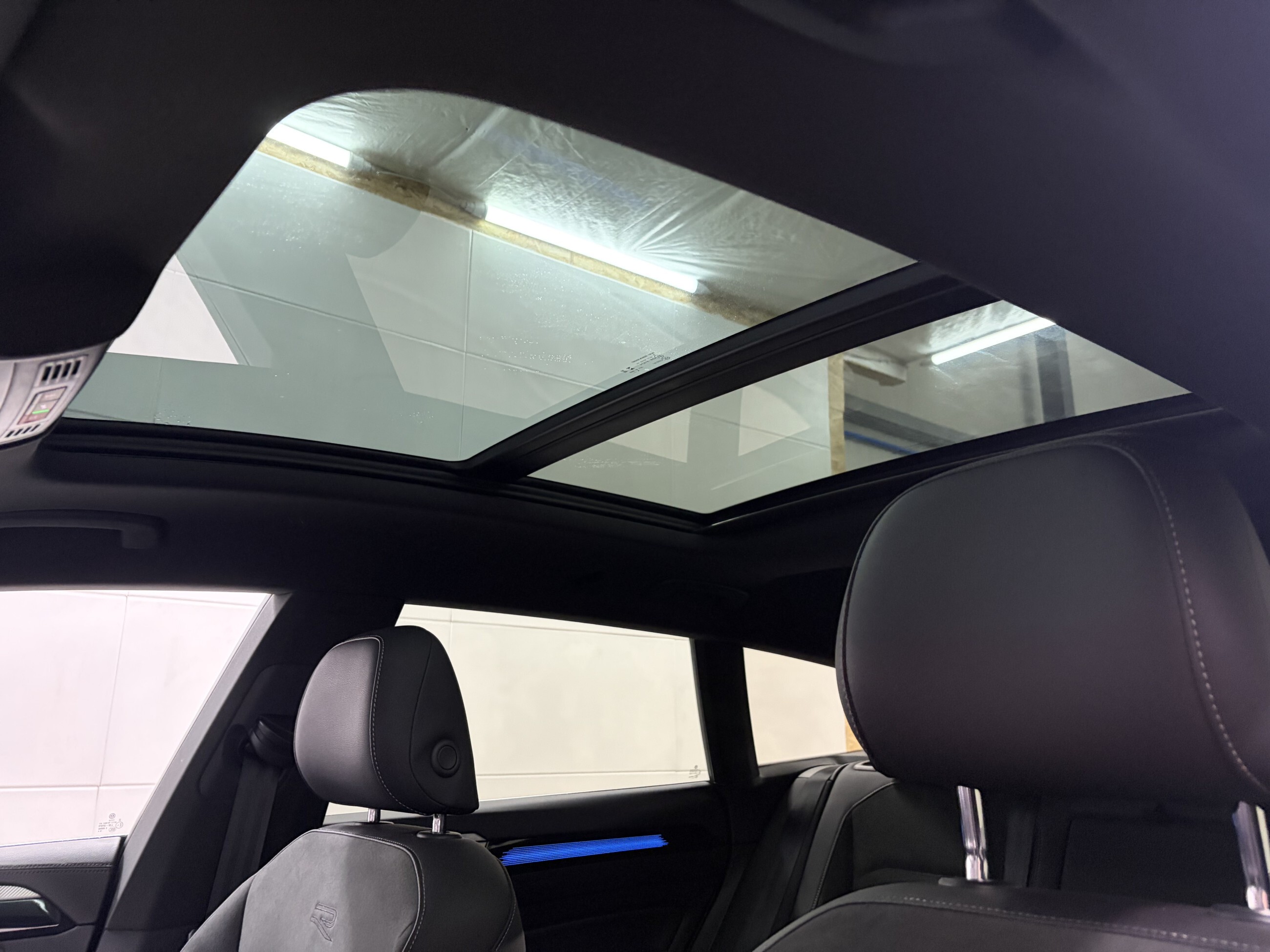Volkswagen Arteon R-Line 4Motion+ACC+360*+Pano+Ambiente+H&K