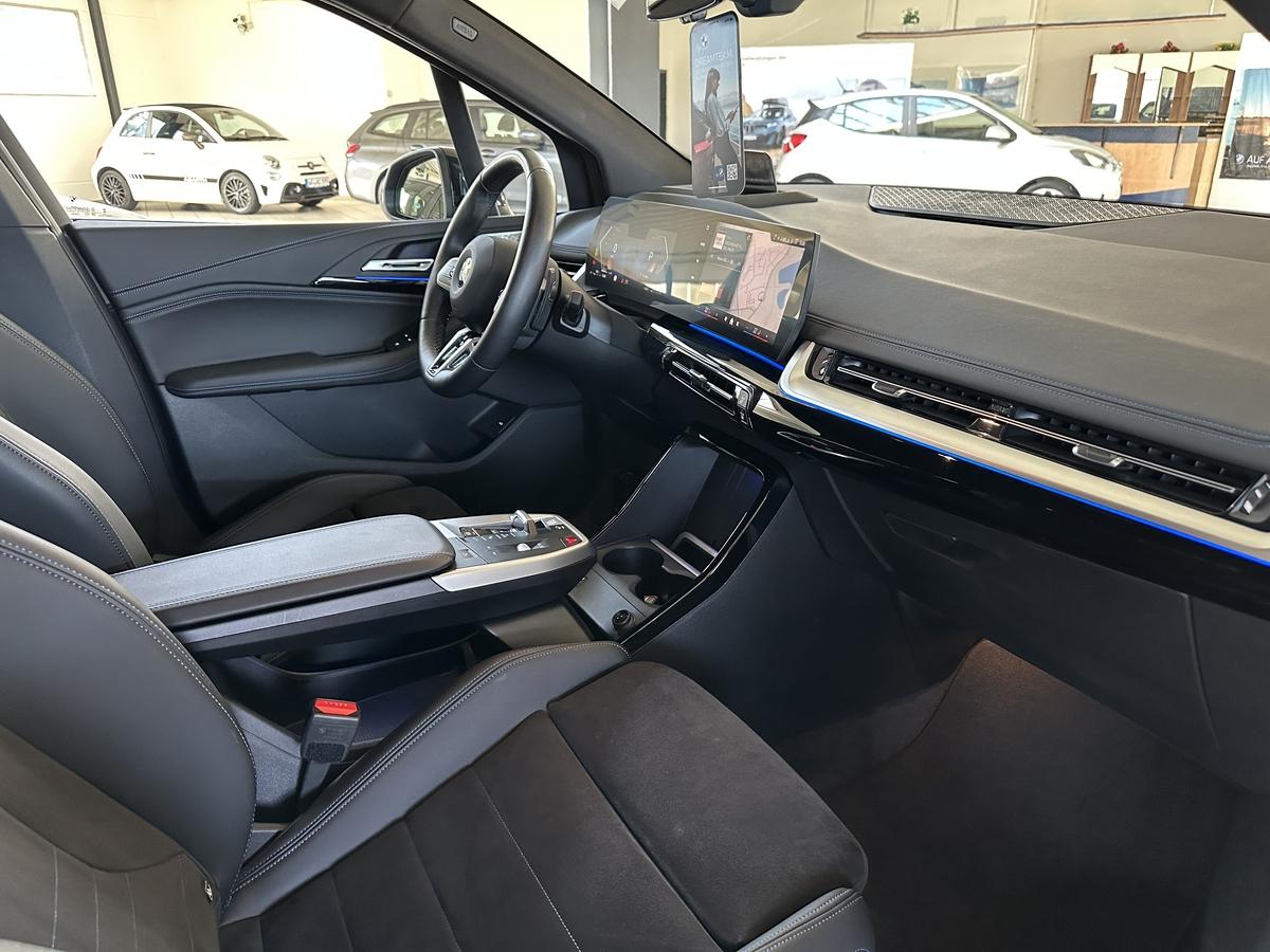BMW 218 Active Tourer218i M Sport AHK HUD 360° Kamera LED Navi