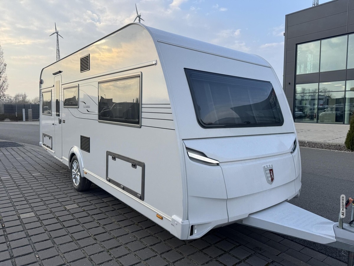 Tabbert Cazadora 550 E 2.3 2000kg+Dusche+City-Wasser+Bugfenster