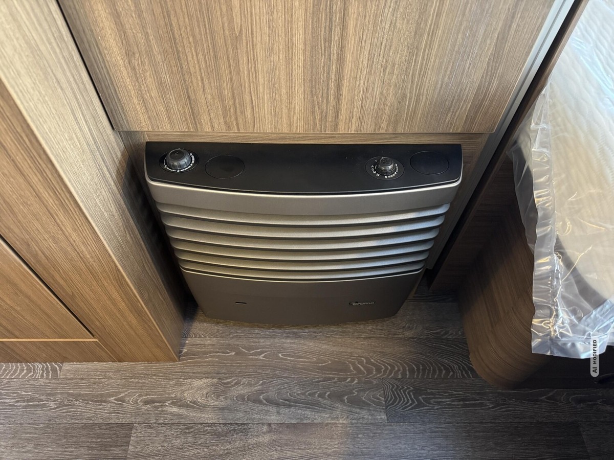 Tabbert Cazadora 550 E 2.3 2000kg+Dusche+City-Wasser+Bugfenster