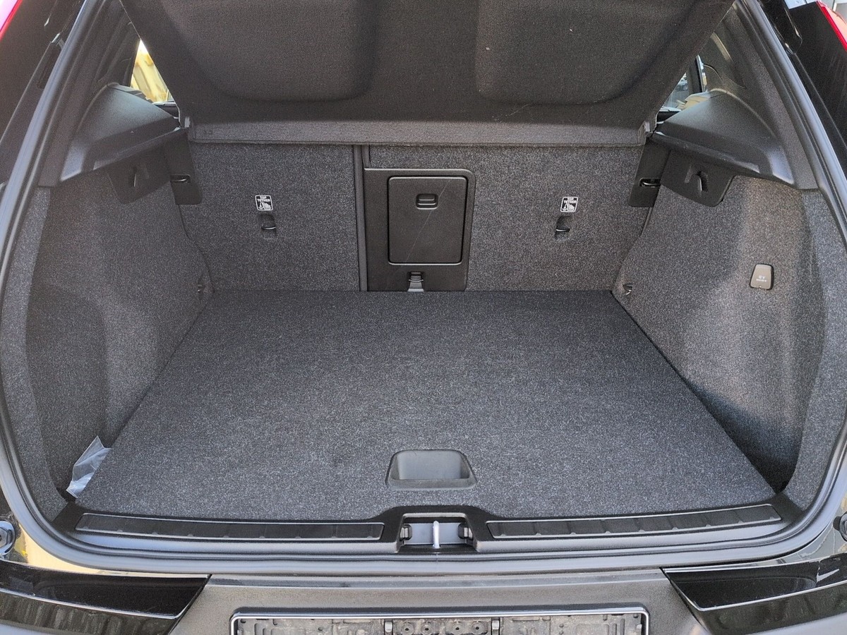 Volvo XC40 T4 Recharge Inscription Expression Park- Winter