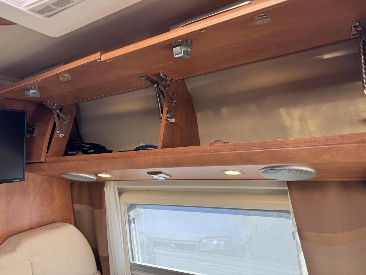 Malibu Van 600 DB AHK+TV+Router+Markise+DuoControl