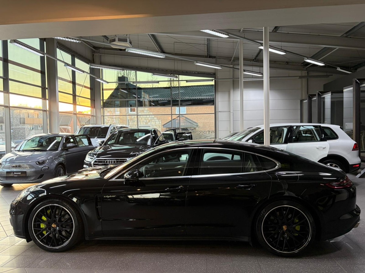 Porsche Panamera 4 E-Hybrid LED Chrono 14-Wege APPROVED Sitzbelüf.