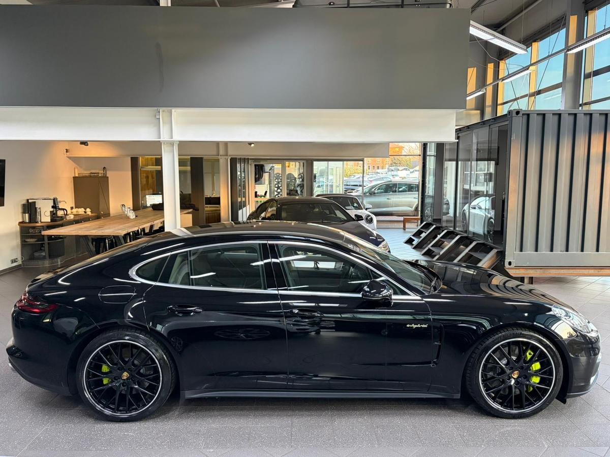 Porsche Panamera 4 E-Hybrid LED Chrono 14-Wege APPROVED Sitzbelüf.