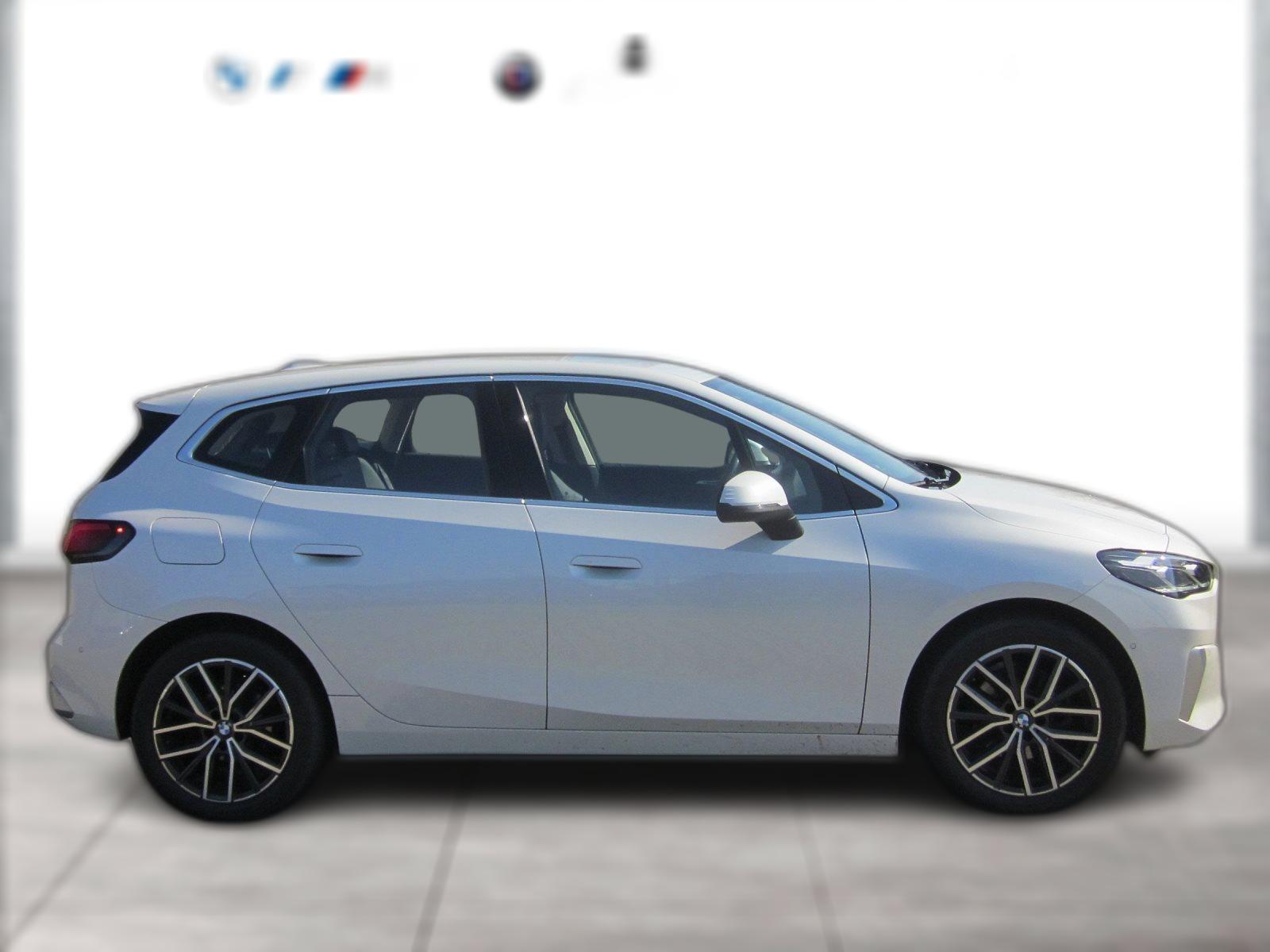 BMW 218 ACTIVE TOURER LUXURY LINE NAVI LED AHK PARKASSIST KOMFORTZG DAB