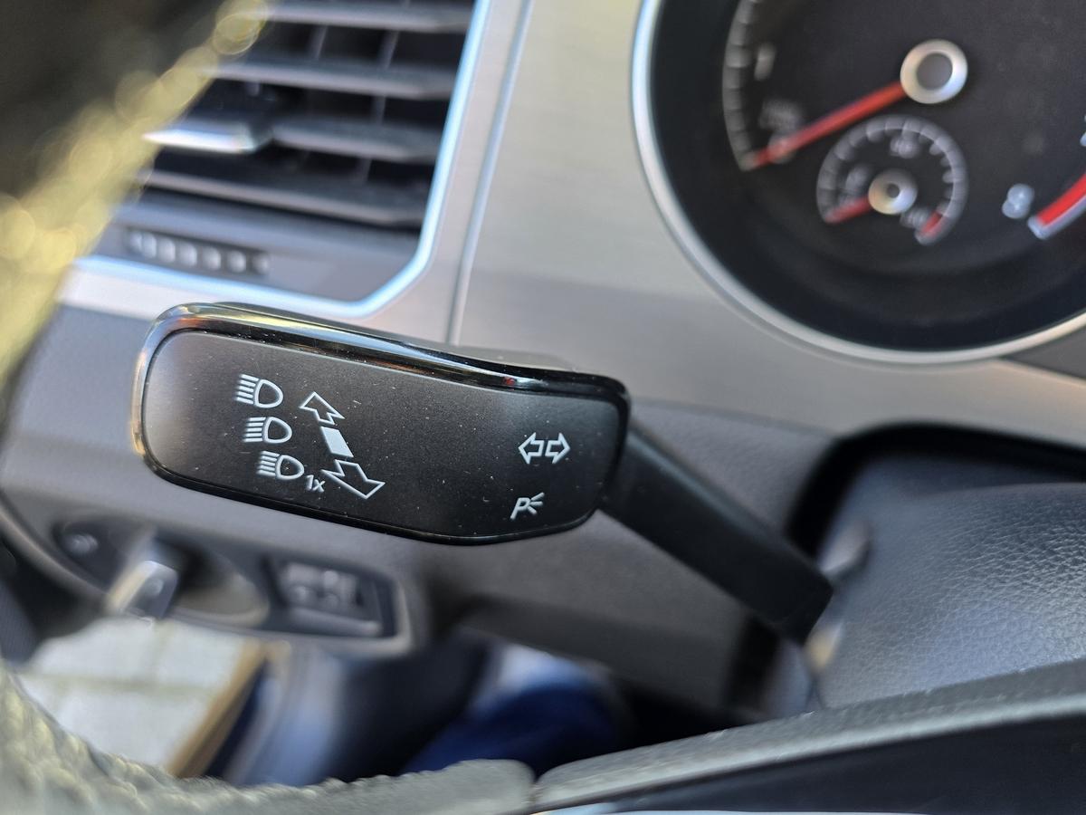 Volkswagen Golf Sportsvan 1.2 TSI BMT Comfortline #AHK #RFK #SHZ #ALU 