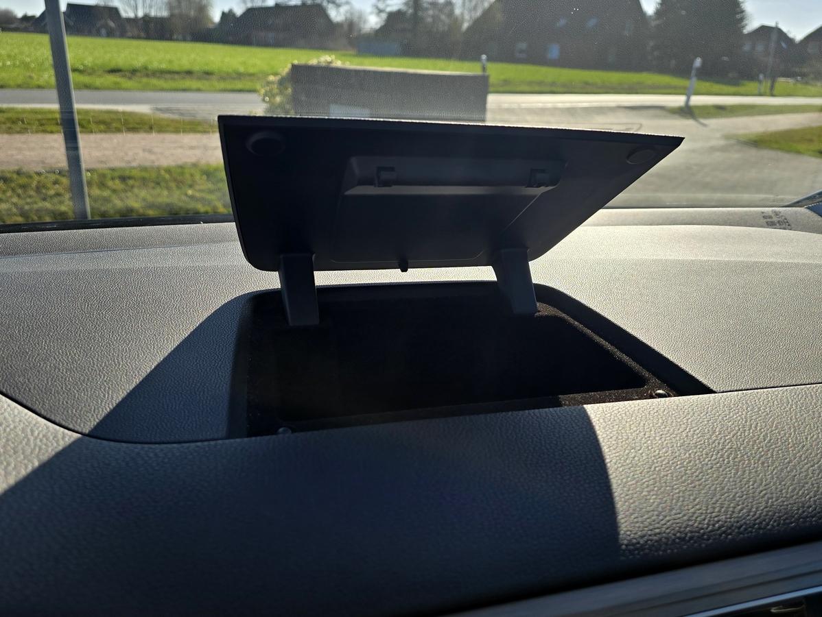 Volkswagen Golf Sportsvan 1.2 TSI BMT Comfortline #AHK #RFK #SHZ #ALU 