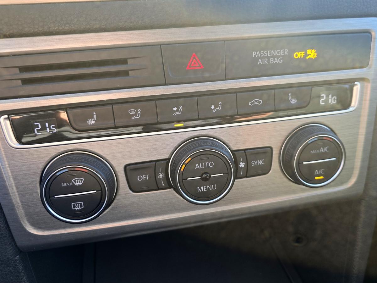 Volkswagen Golf Sportsvan 1.2 TSI BMT Comfortline #AHK #RFK #SHZ #ALU 