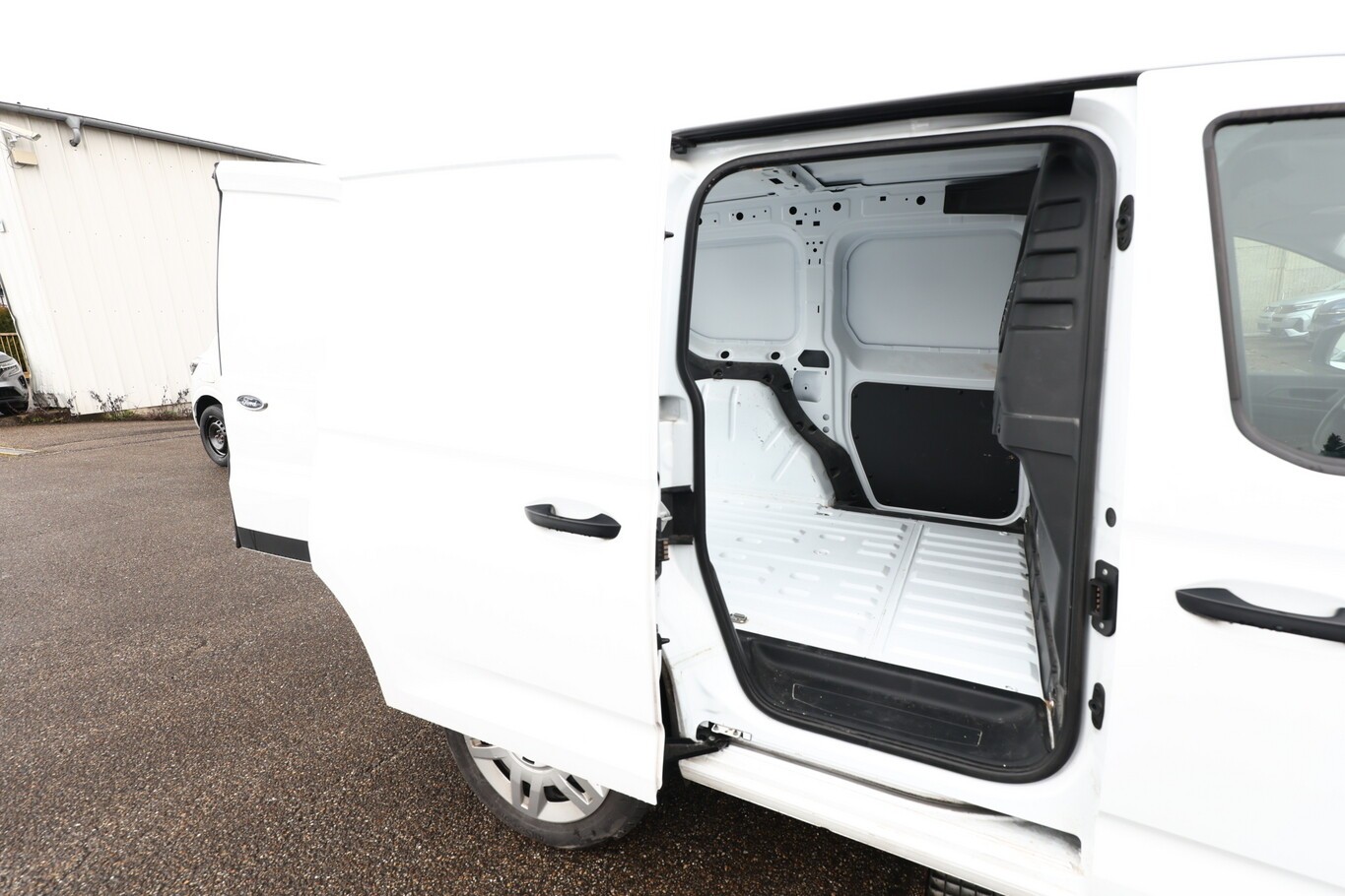 Ford Transit Connect 2.0 EcoBlue 122 Aut L1 Trend AHK
