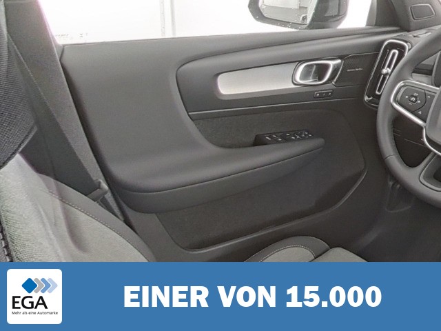 Volvo XC40 B3 Plus Black Edition 2WD StandHZG Memory Sitze Soundsystem HarmanKardon