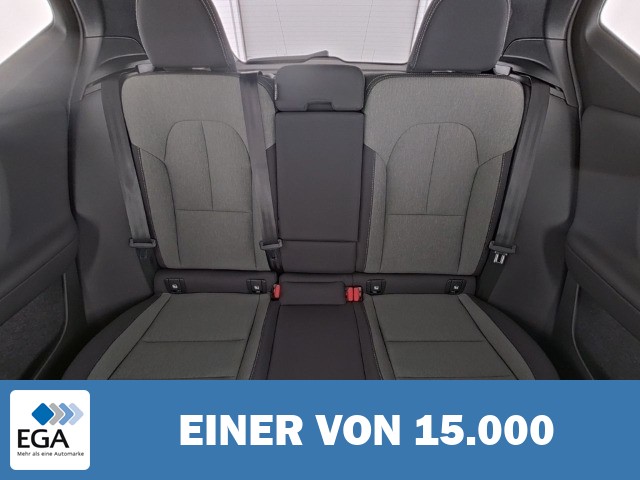 Volvo XC40 B3 Plus Black Edition 2WD StandHZG Memory Sitze Soundsystem HarmanKardon