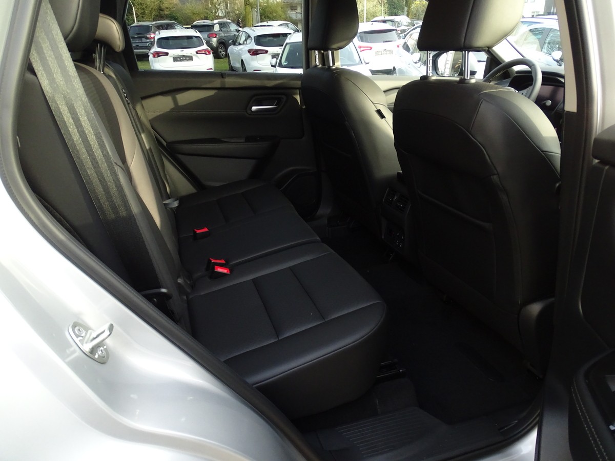Nissan X-Trail 1.5 VC-T  Mild-Hybrid Xtronic N-Connecta 