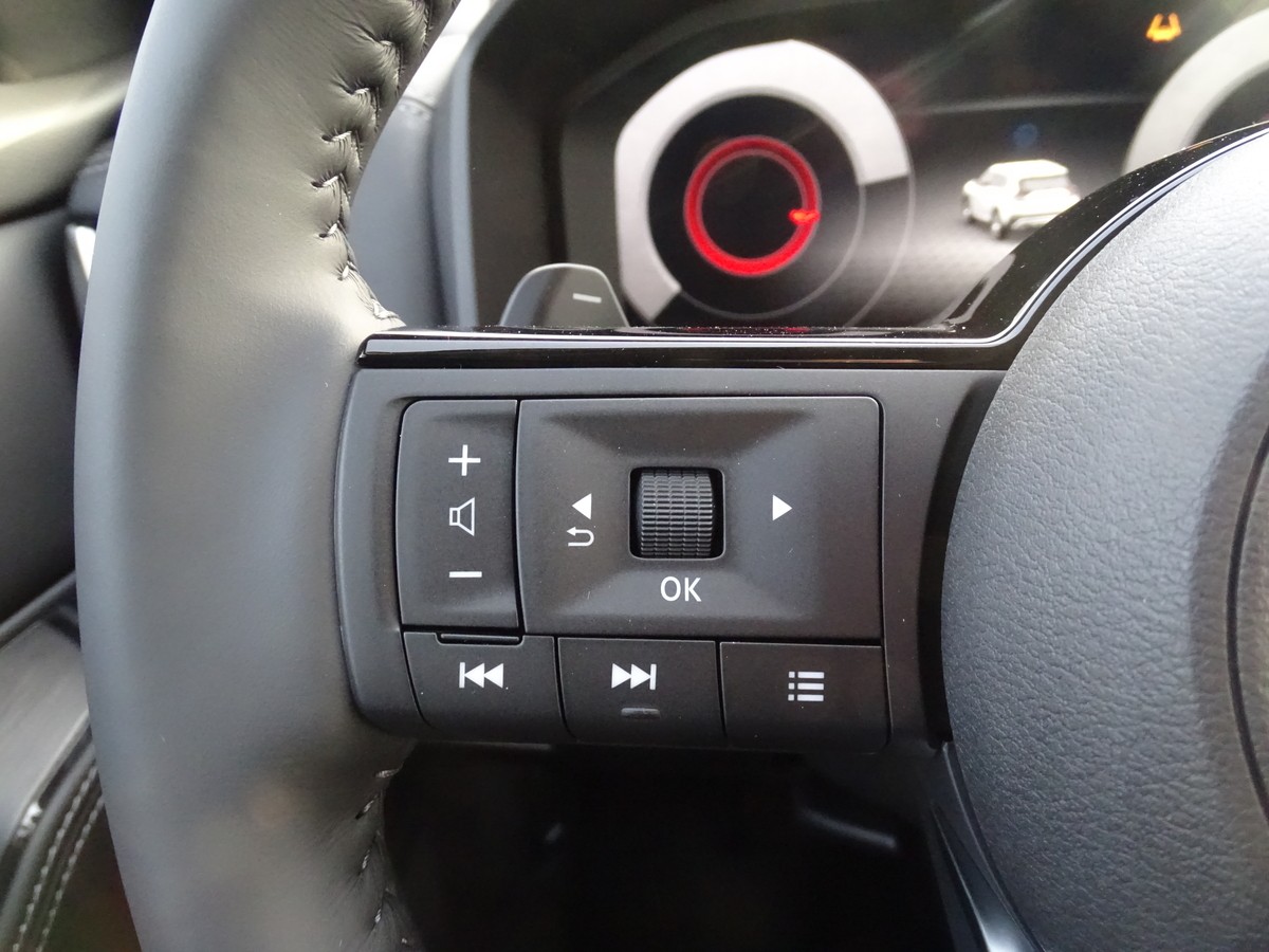 Nissan X-Trail 1.5 VC-T  Mild-Hybrid Xtronic N-Connecta 