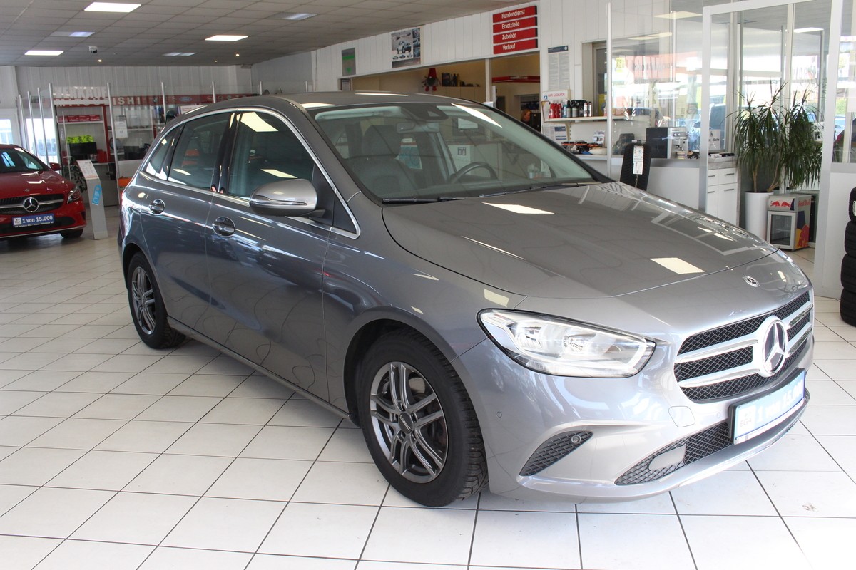 Mercedes-Benz B 180 Progressive.AHK.PDC.NAVI.LEDER