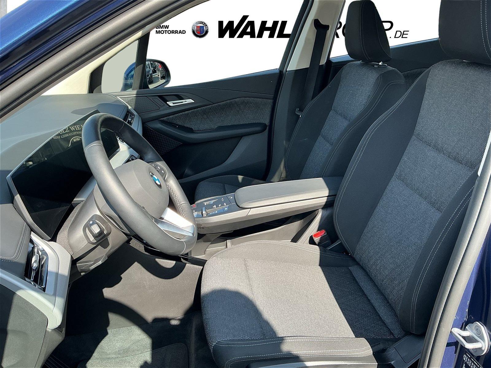 BMW 220 ACTIVE TOURER DKG NAVI LED AHK PARKASSIST KOMFORTZG SHZG DAB