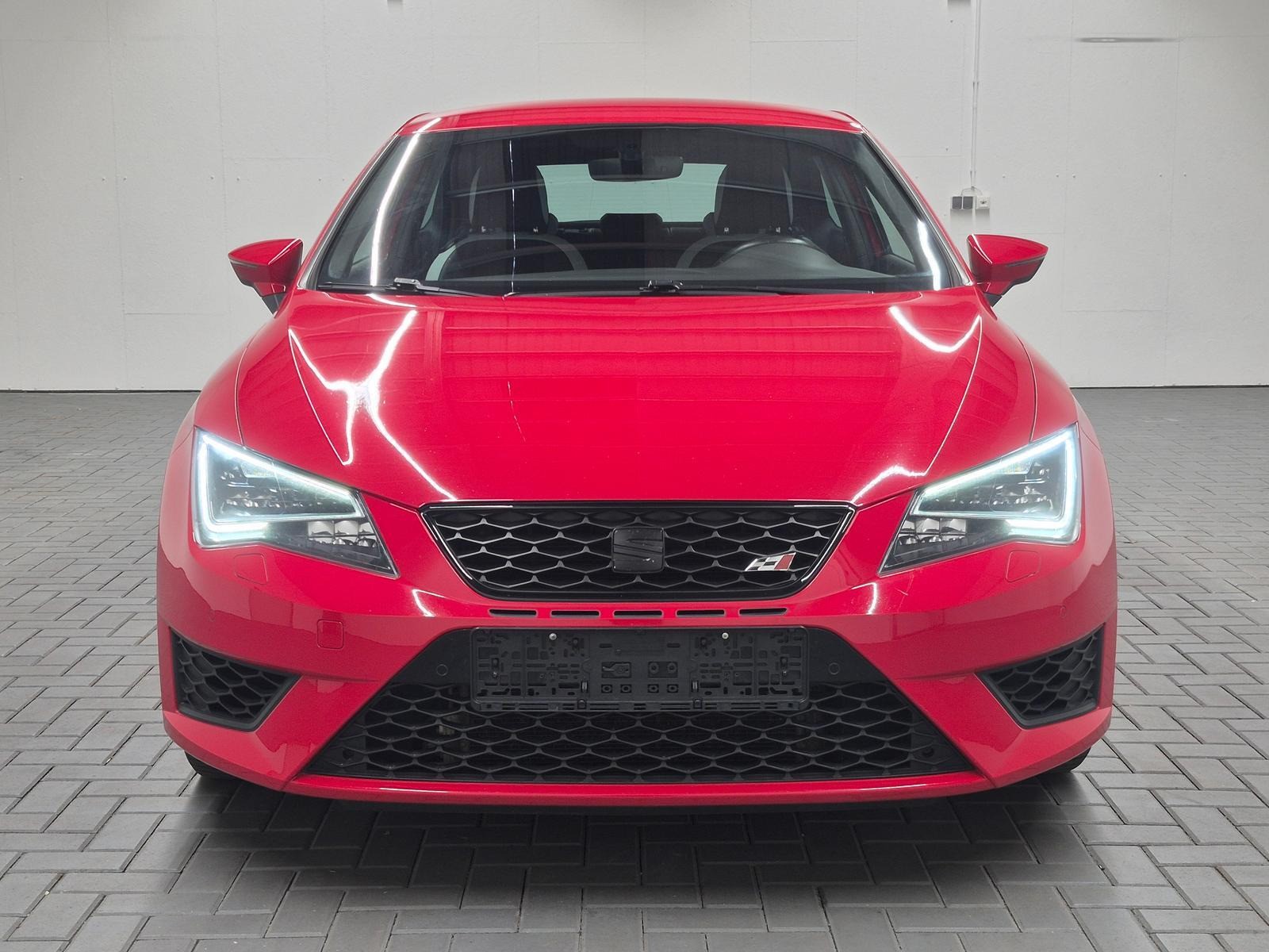 Seat Leon Cupra 265 LED/Navi/DCC/SHZ/PDC/Tempom./18LM