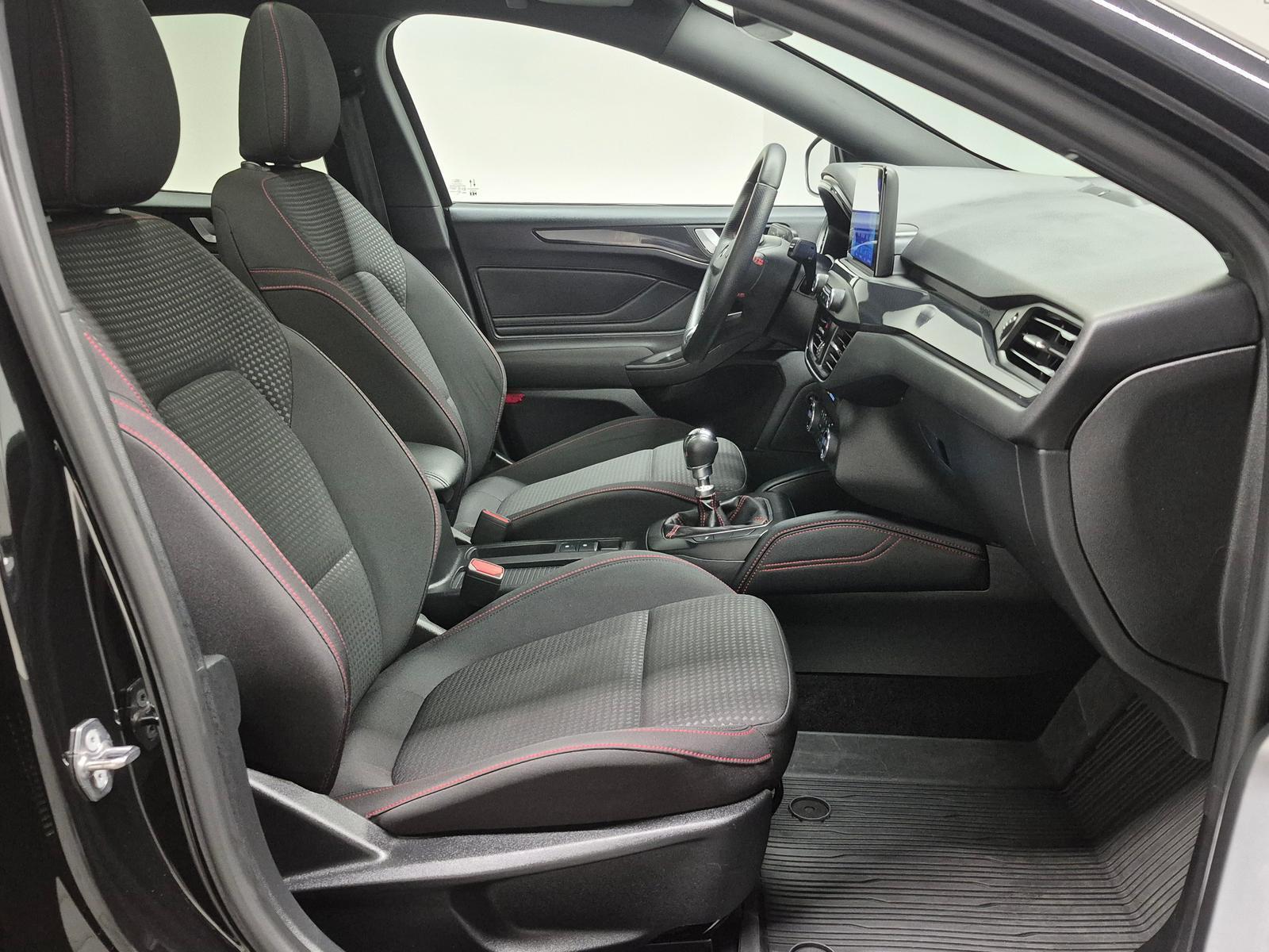 Ford Focus ST-Line X LED/Pano/SHZ/el.Heck/B&O/Kam/ACC