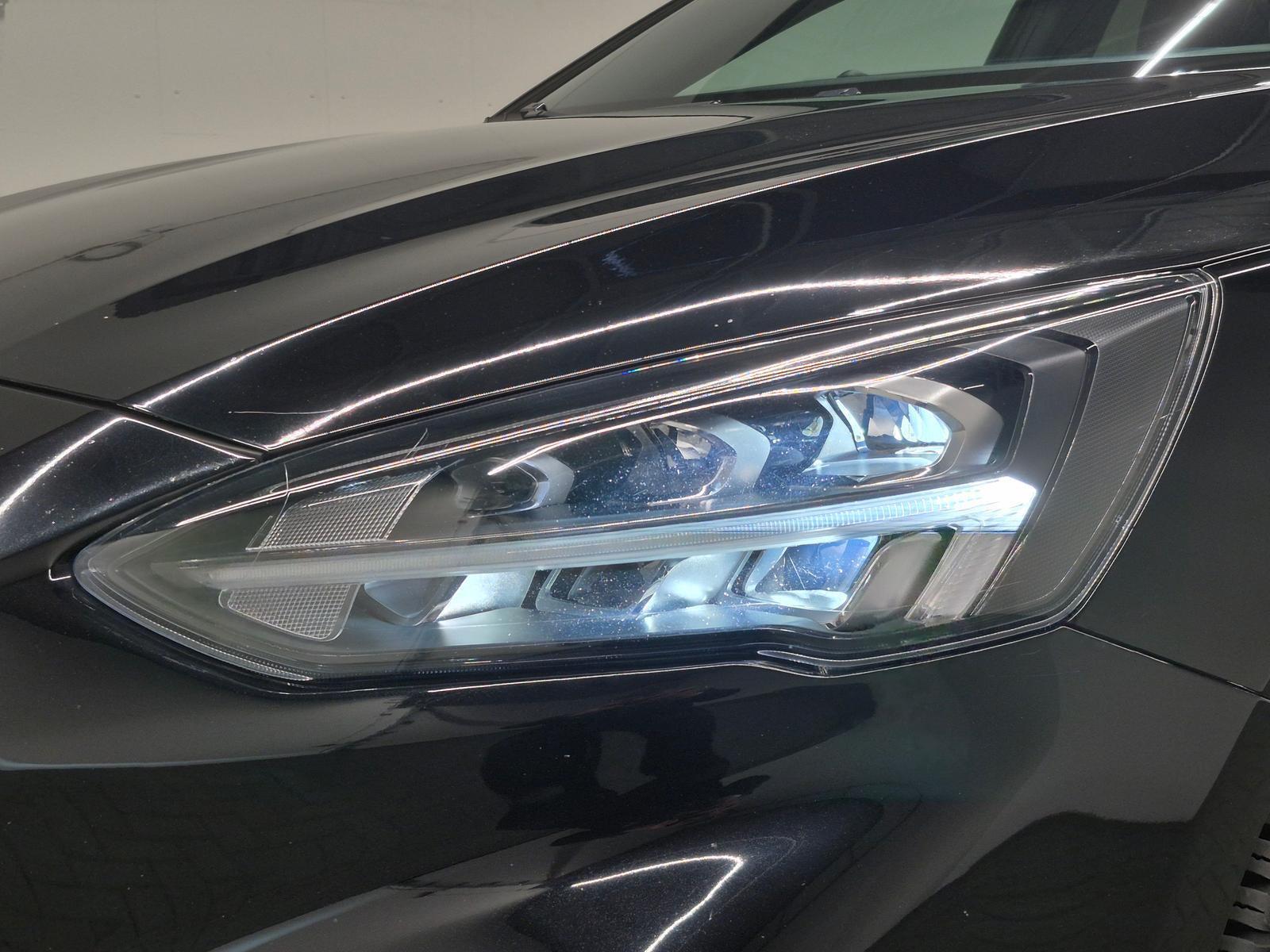 Ford Focus ST-Line X LED/Pano/SHZ/el.Heck/B&O/Kam/ACC