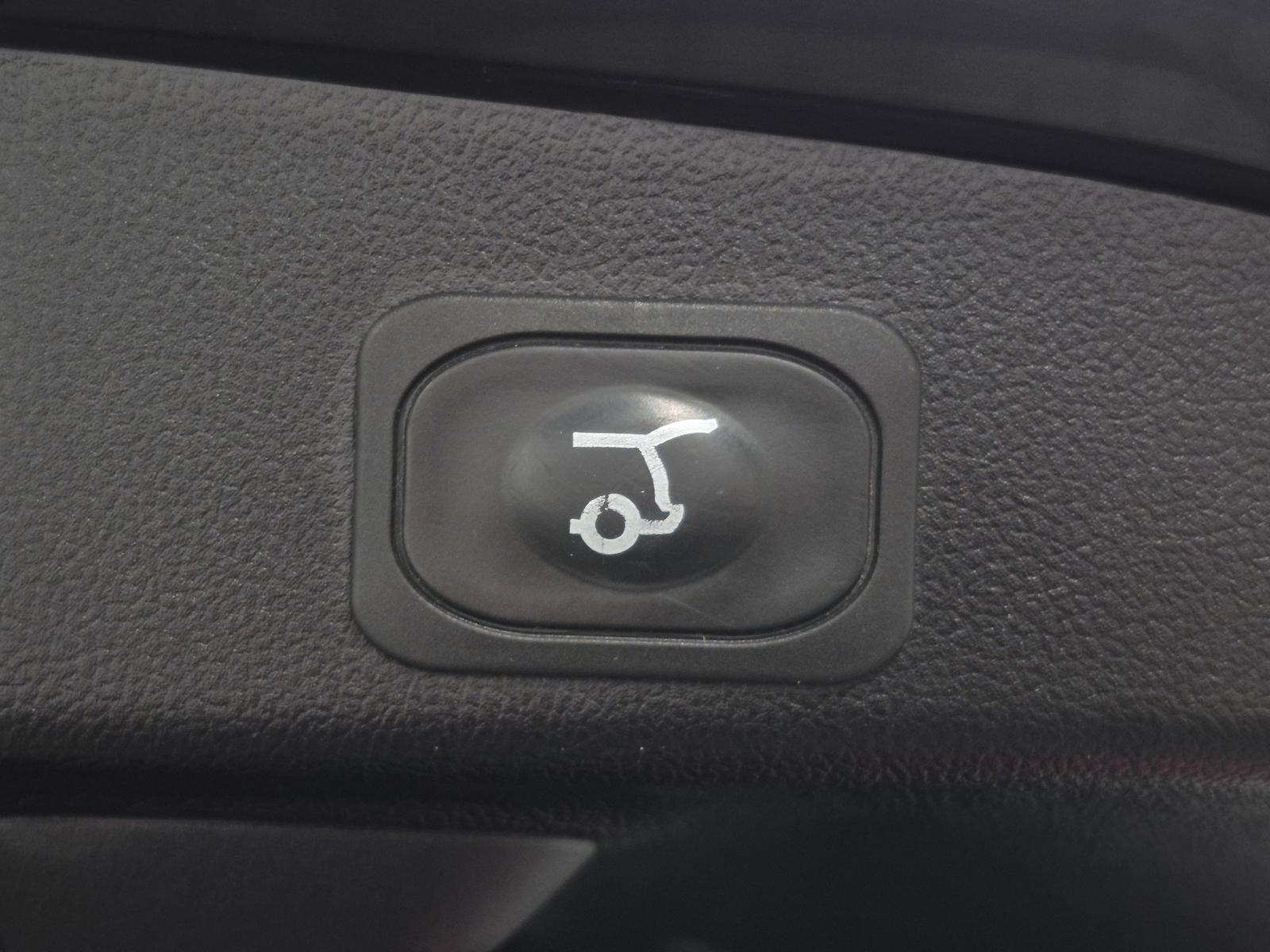 Ford Focus ST-Line X LED/Pano/SHZ/el.Heck/B&O/Kam/ACC