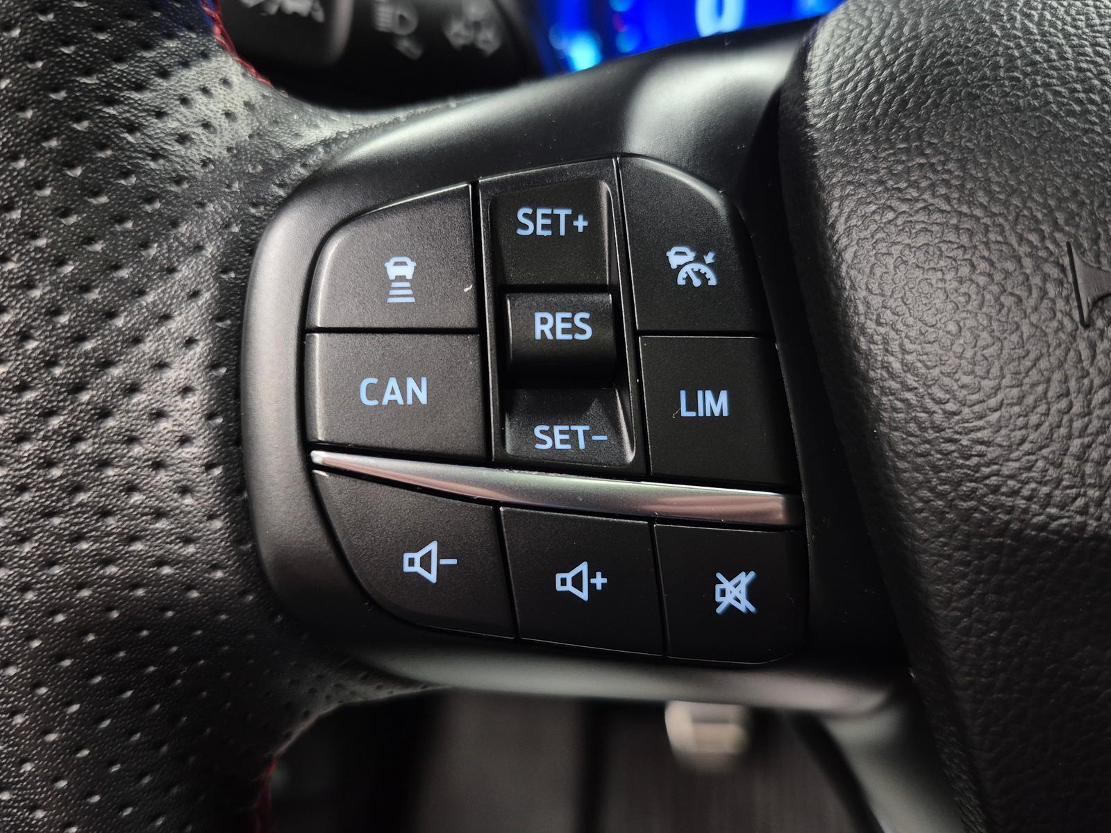 Ford Focus ST-Line X LED/Pano/SHZ/el.Heck/B&O/Kam/ACC