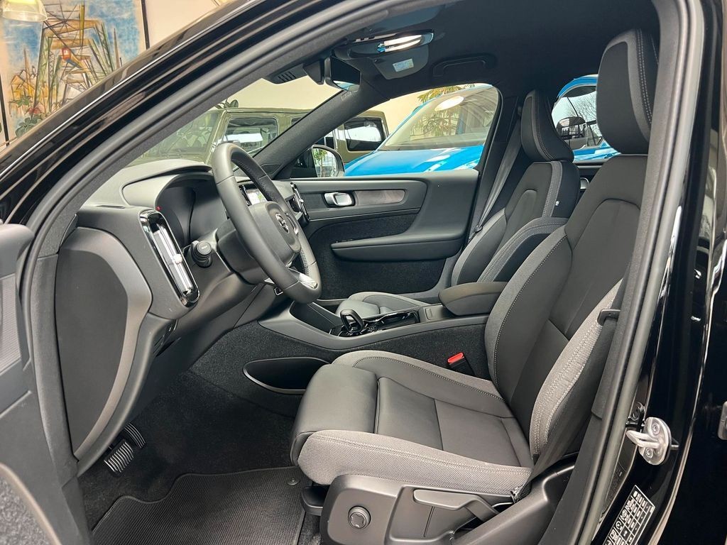Volvo EX40 XC 40 P8 Twin Pure Electric AWD Plus Recharge